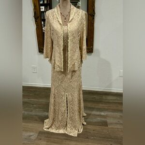 Emma Street champagne lave evening gown Mother of the Bride Groom Dresz Sz 14